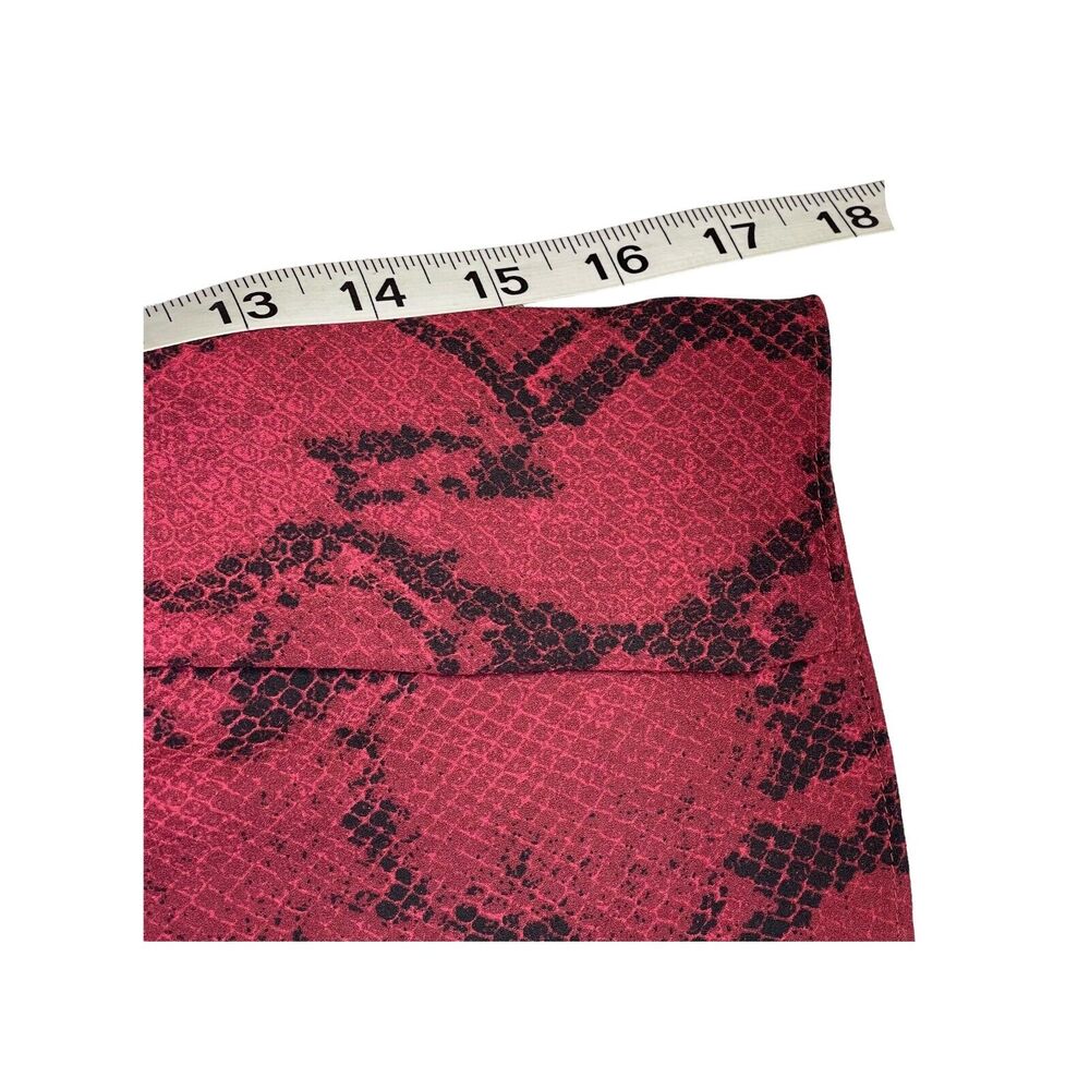 Banana Republic Blouse Top Women's Medium Red Snakeskin Dolman Sleeve Pullover - Picture 6 of 6